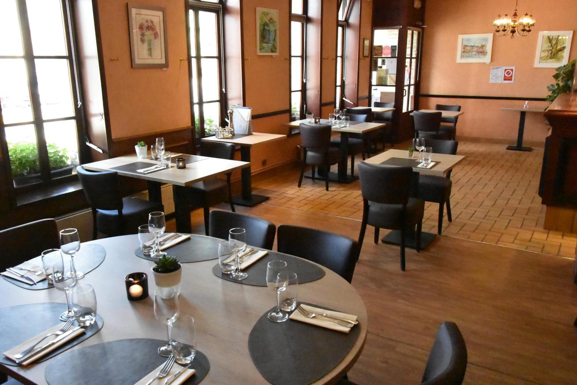 Le Saint Sebastien Hotel Blendecques ภายนอก รูปภาพ